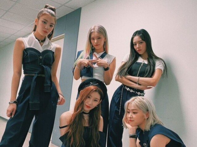 •Monte seu grupo• (versão feminina)