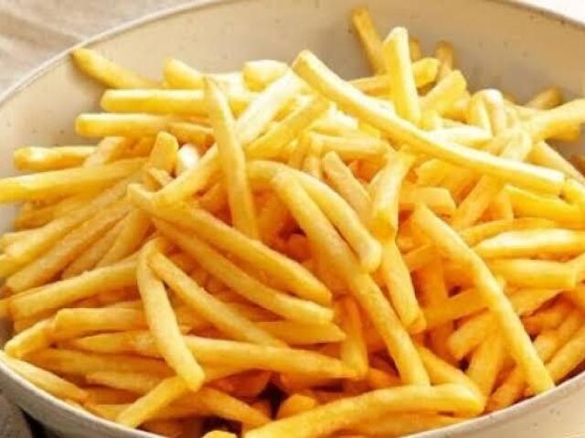 Batata frita 
Hummmm
❤ amo!!