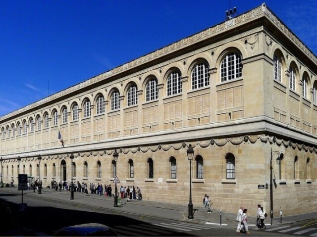 Biblioteca Sainte Geneviève, Paris (França).