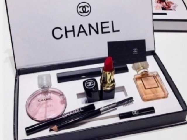 Kit Chanel