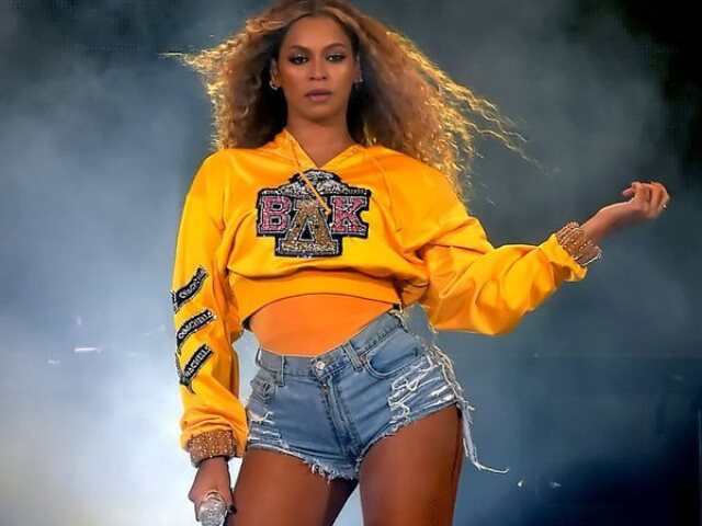 queen b