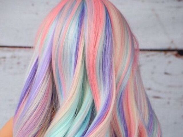 OMG! Amo cabelo colorido, é muito bonito não trocaria por nd!