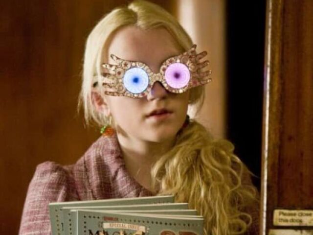 LUNA LOOVEGOD/
inteligente, boazinha,
desligada e
´´fofa´´