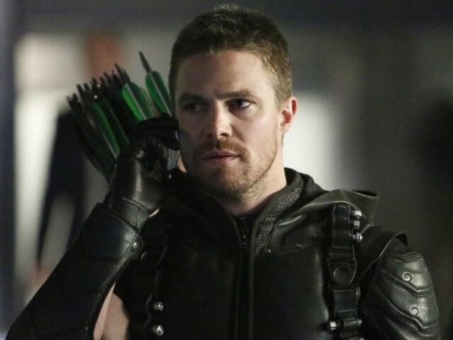 oliver queen/ arqueiro