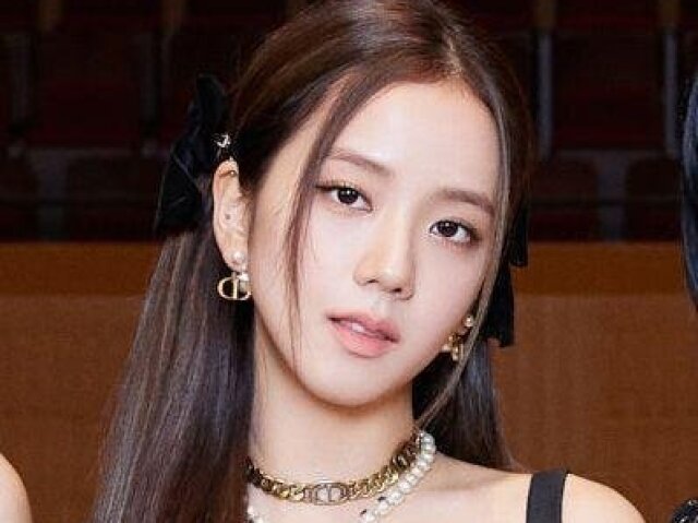 Adivinhe qual é o M/V por uma cena da Jisoo!