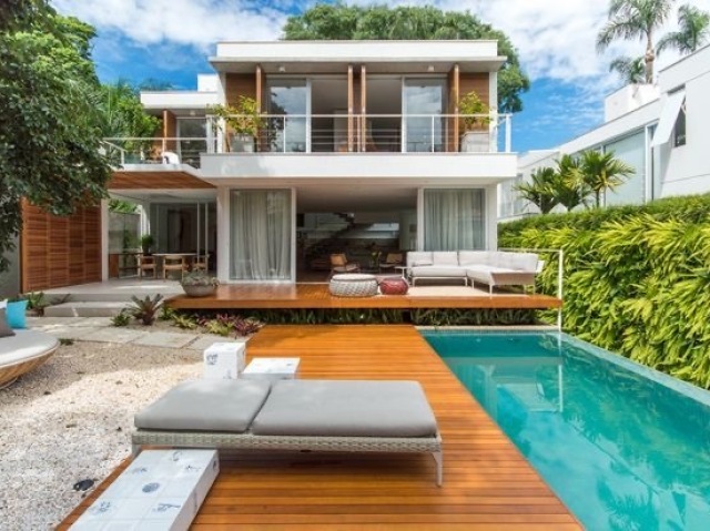 Monte sua casa de praia!