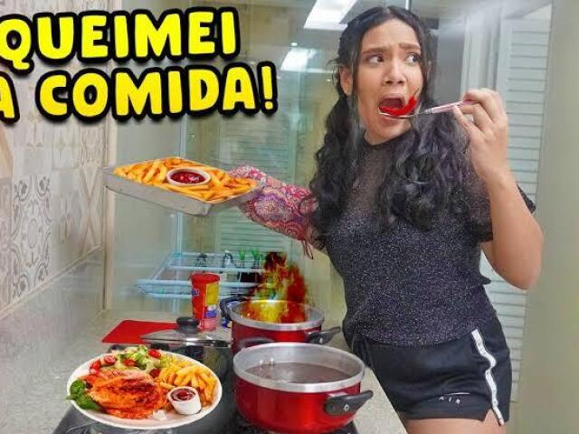 24 hrs comendo comidas que eu cozinhar