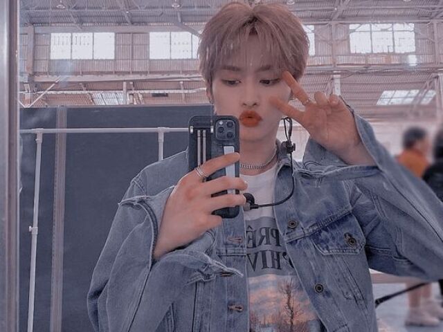 Lee Know (Stray Kids)