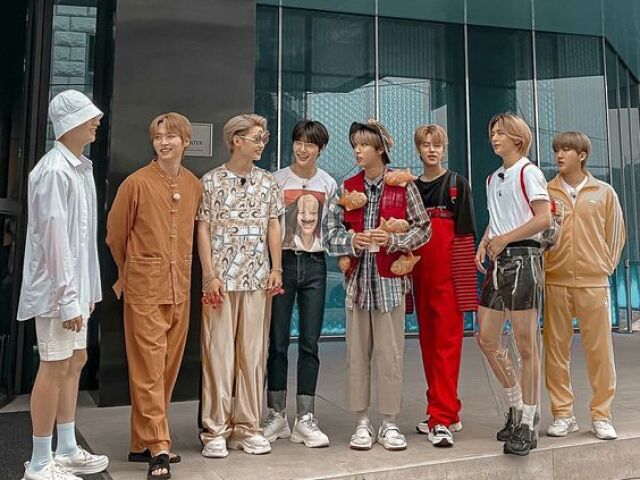 Escolha entre cada música do Stray Kids e eu direi o que cada membro seria seu
