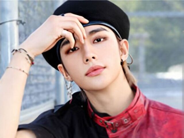 Você realmente conhece Hyunjin do Stray Kids?