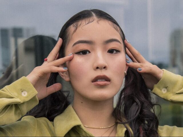 Você conhece a Hina Yoshihara?