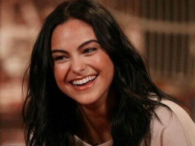 Camila Mendes🦋