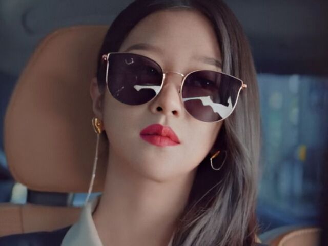 Ko Moon Young(tudo bem não ser normal)