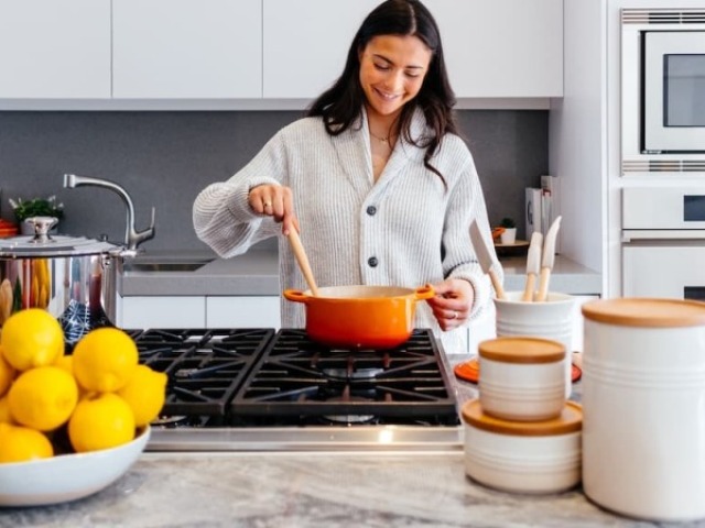 Cozinhei, pois nesta casa ninguém passa fome!