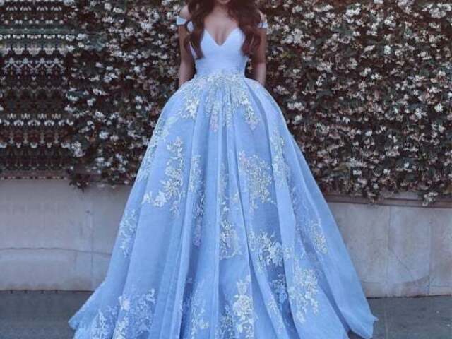 Vestido azul rodado