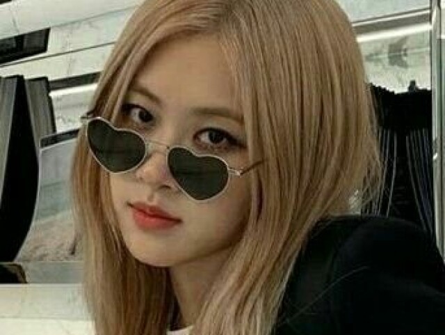 •Roseanne Park•