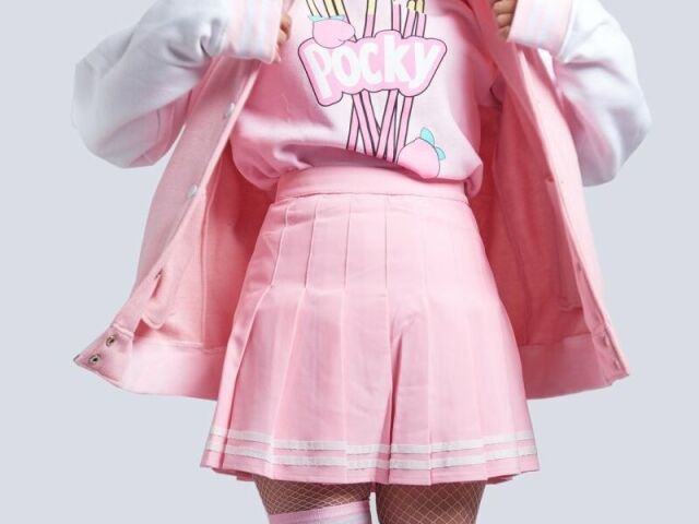 Básiquinha kawaii (>.<)