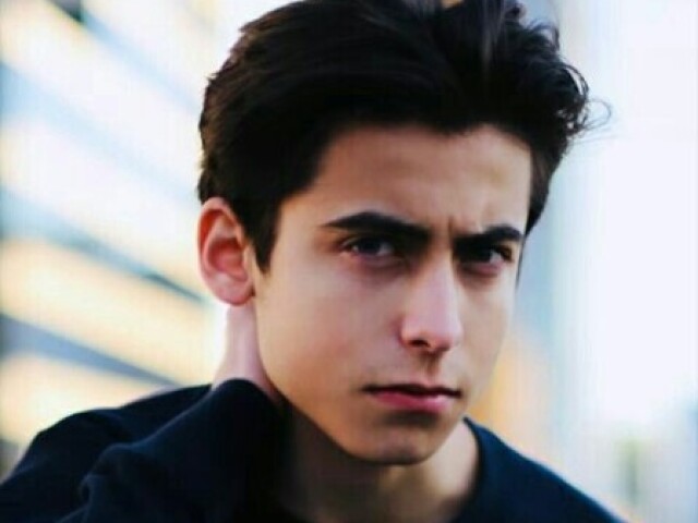 Aidan Gallagher