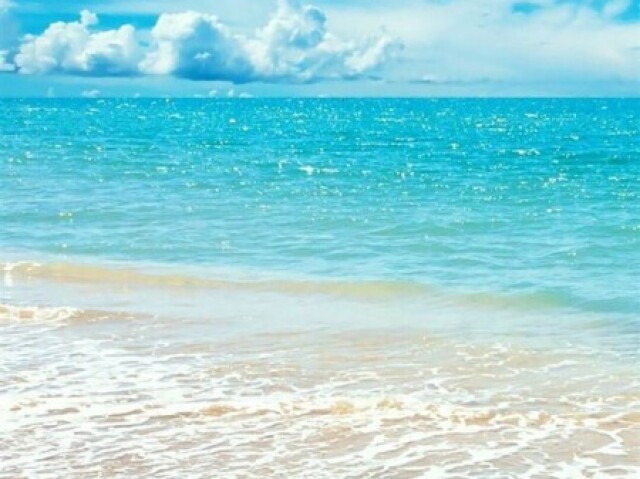 Tomar banho de mar com Taehyung❤️