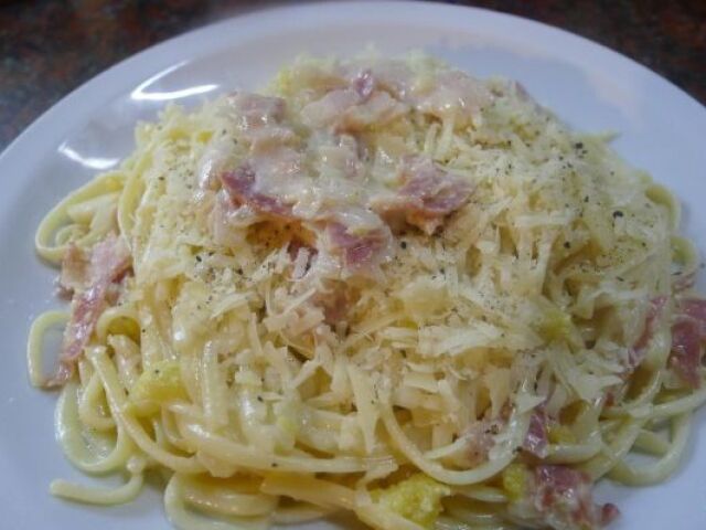 massa carbonara