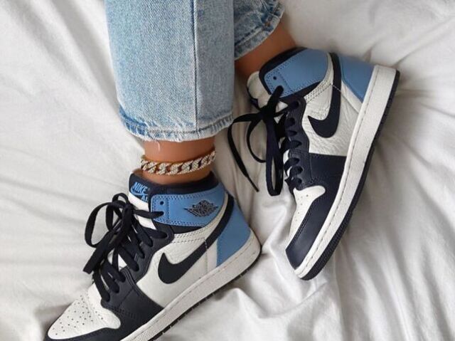 Air Jordan 1