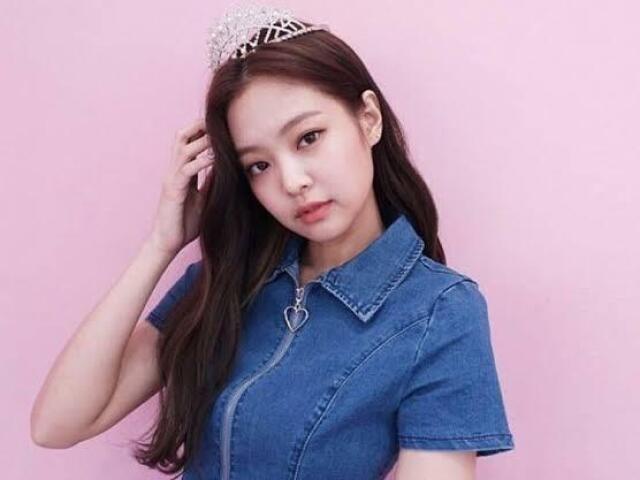 Dɑnçɑr SOLO com ɑ Jennie