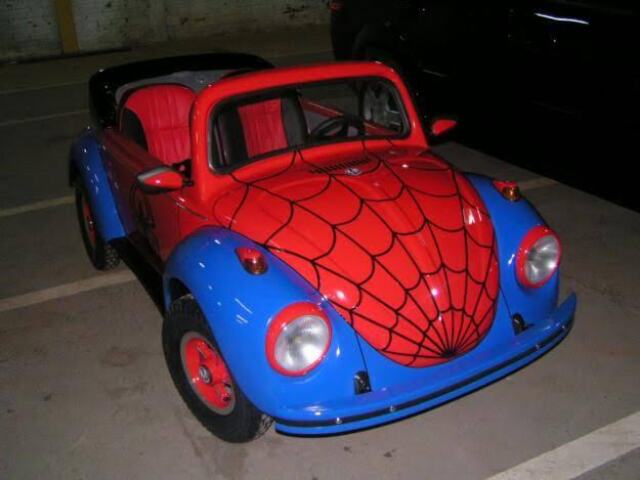homem aranha muito legal eu escolheria esse se fosse voce