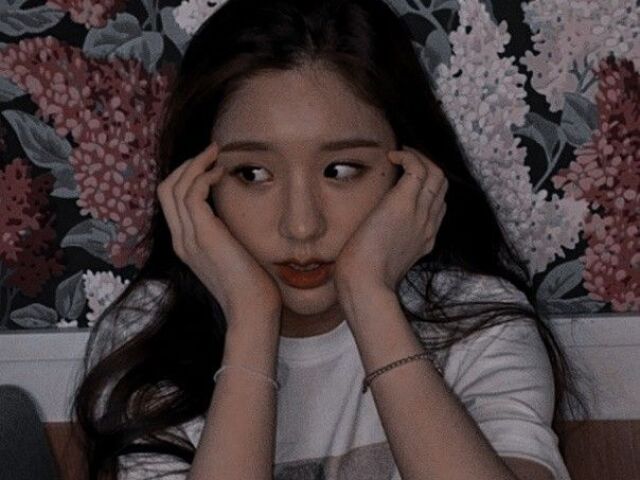 Heejin (loona)