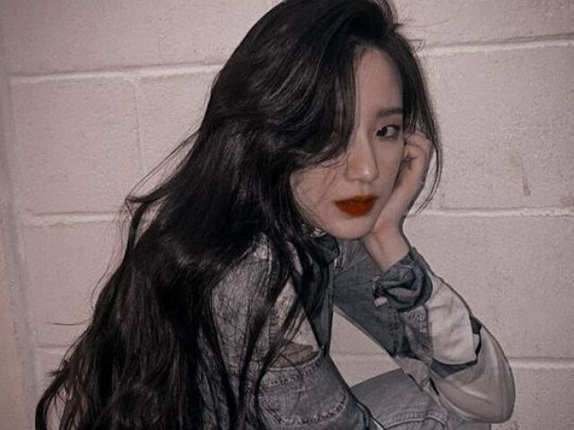 Shuhua ((g)i-dle)