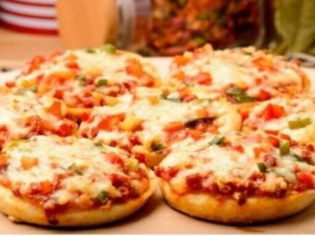 mini pizzas