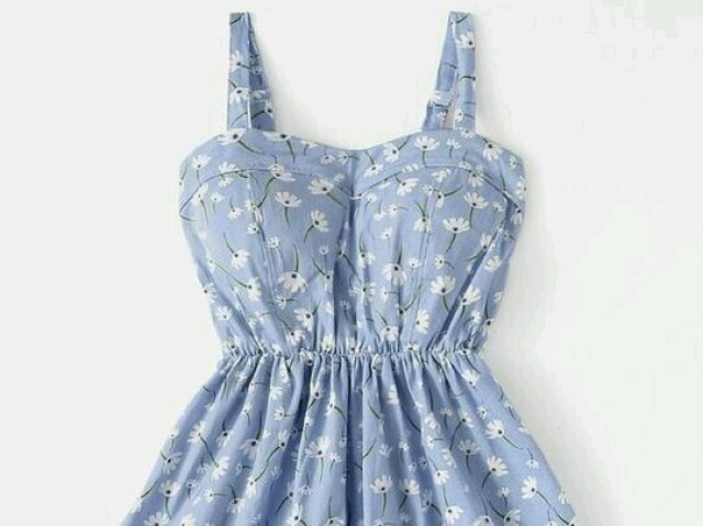 Roupas simples/algo uso sempre