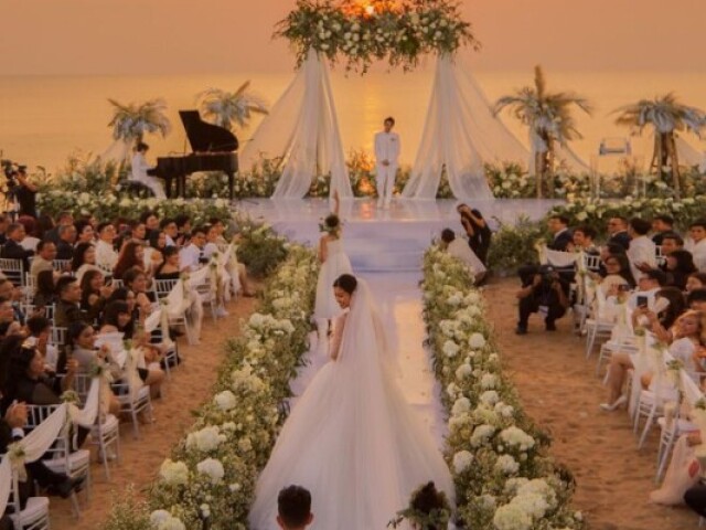 Um lindo casamento na praia