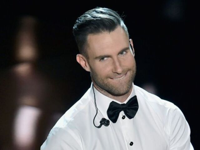 adam levine (maroon 5)