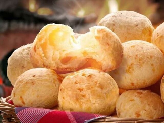 pao de queijo