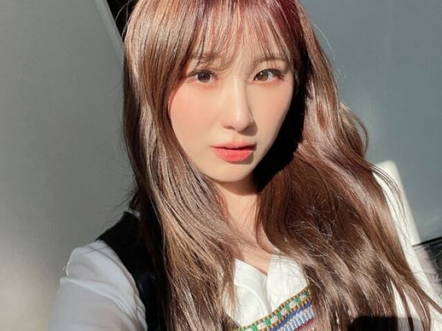 Chaeyeon (IZ*ONE)