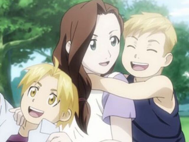 Trisha Elric (Edward e Alphonse)