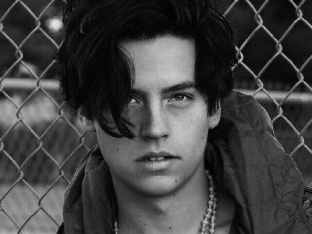 VocĂȘ conhece mesmo Cole Sprouse