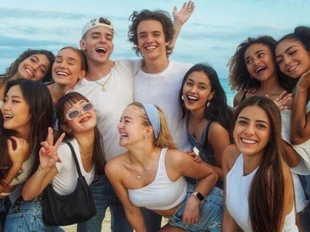 Vou tentar adivinhar seu/sua integrante favorito(a) no Now United