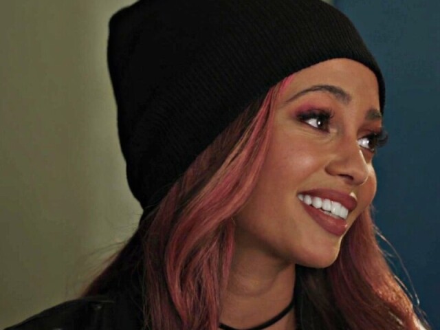 Toni Topaz