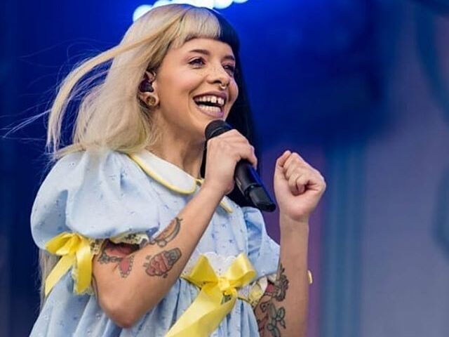 Qual álbum da Melanie Martinez lhe representa?