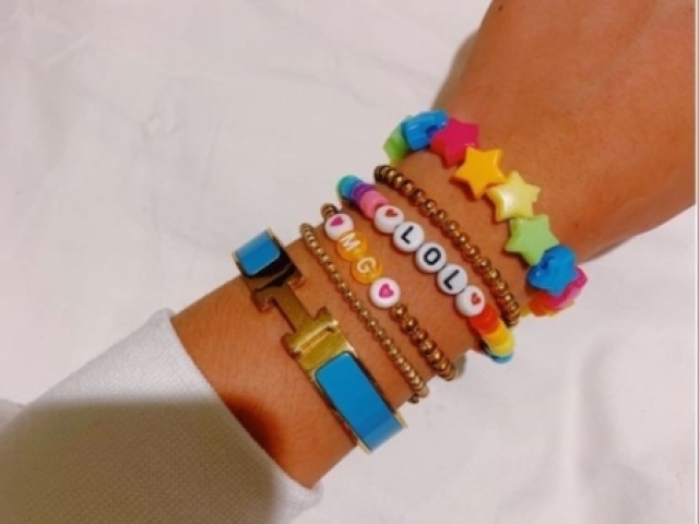 🎉 Pulseiras coloridas