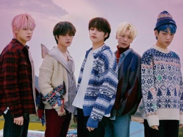 Você conhece os meninos do Tomorrow by Together?