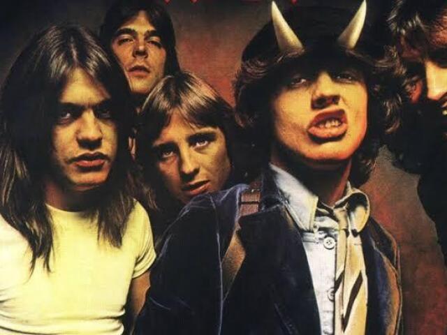 AC/DC