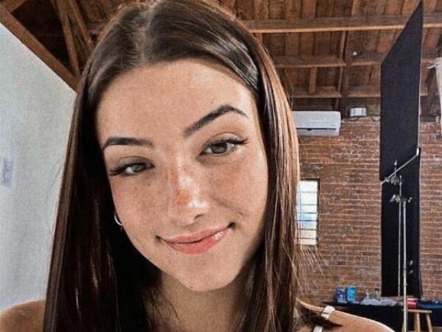 Você Conhece Mesmo A Charli?🥤