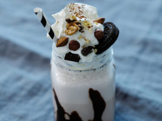 Frappuccino de oreo com castanhas