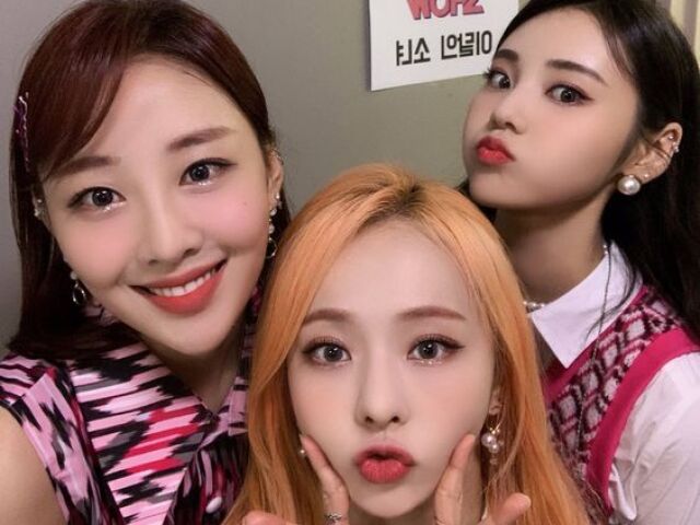 Yves, Vivi e Jinsoul