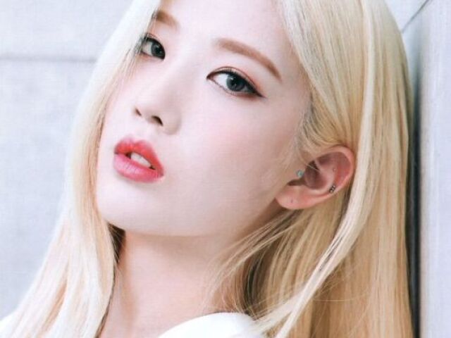 Kim Lip