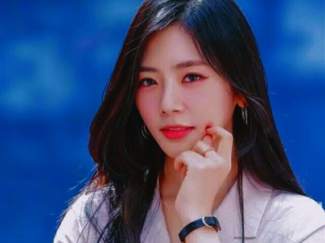 JiU