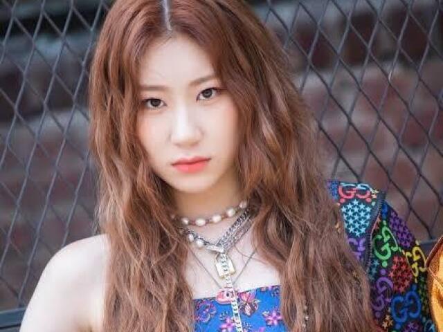 Chaeryeong (itzy)