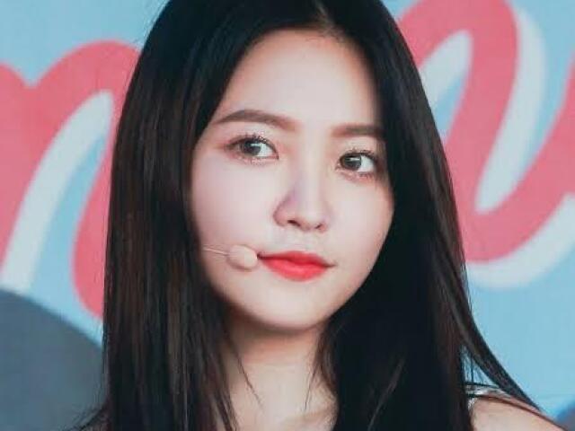 Yeri (red velvet)